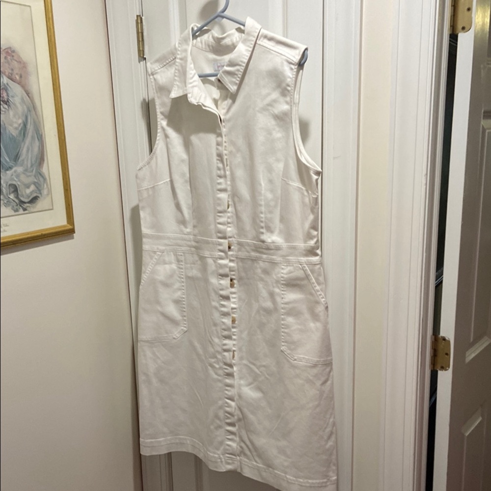 Liz Claiborne White Sleeveless Notched Collar Mini Dress